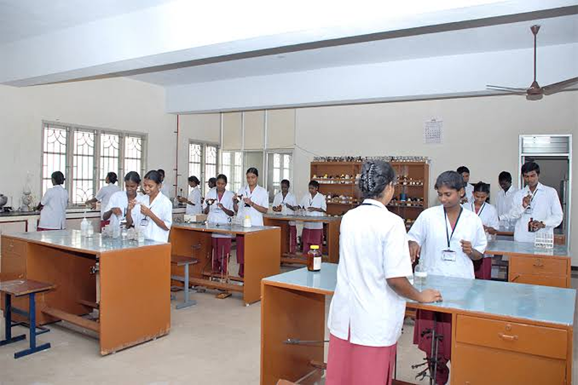 Laboratory Training at Medicant Institute Bokaro